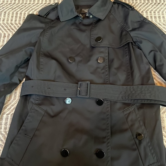 Talbots rain coat - Picture 3 of 4